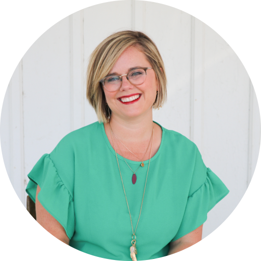 Emily Adams (5) circle